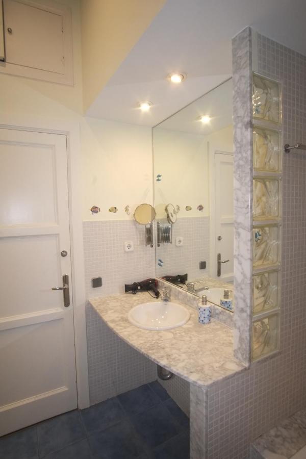 Lovely Apartment At Park Gueell Barselona Dış mekan fotoğraf